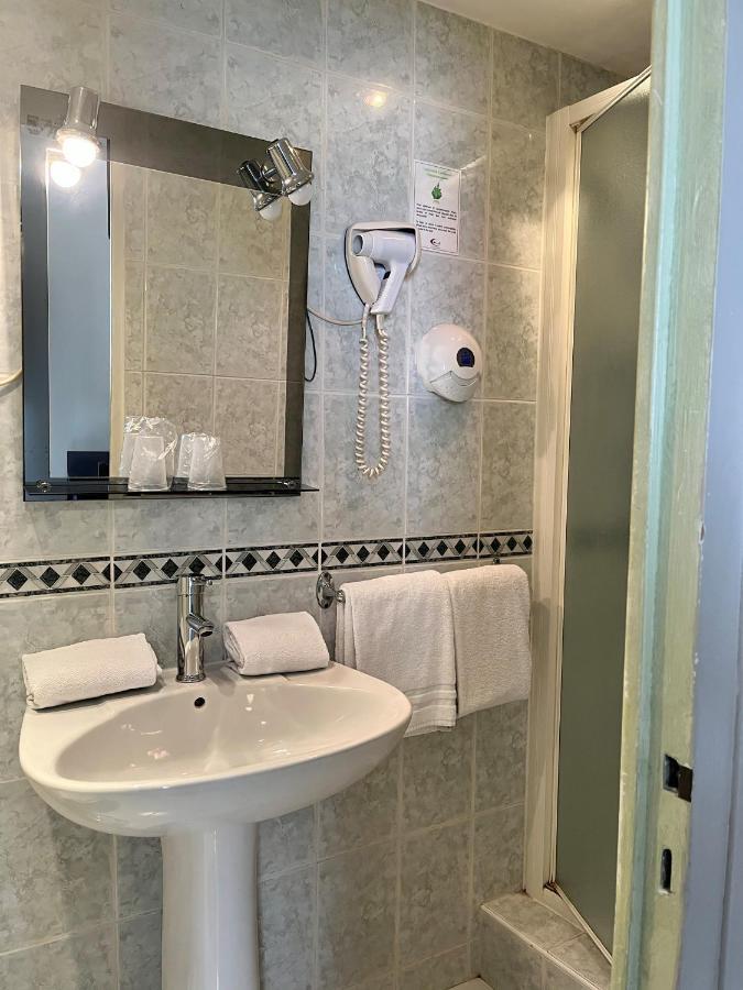 Hotel Le Thurot Dijon